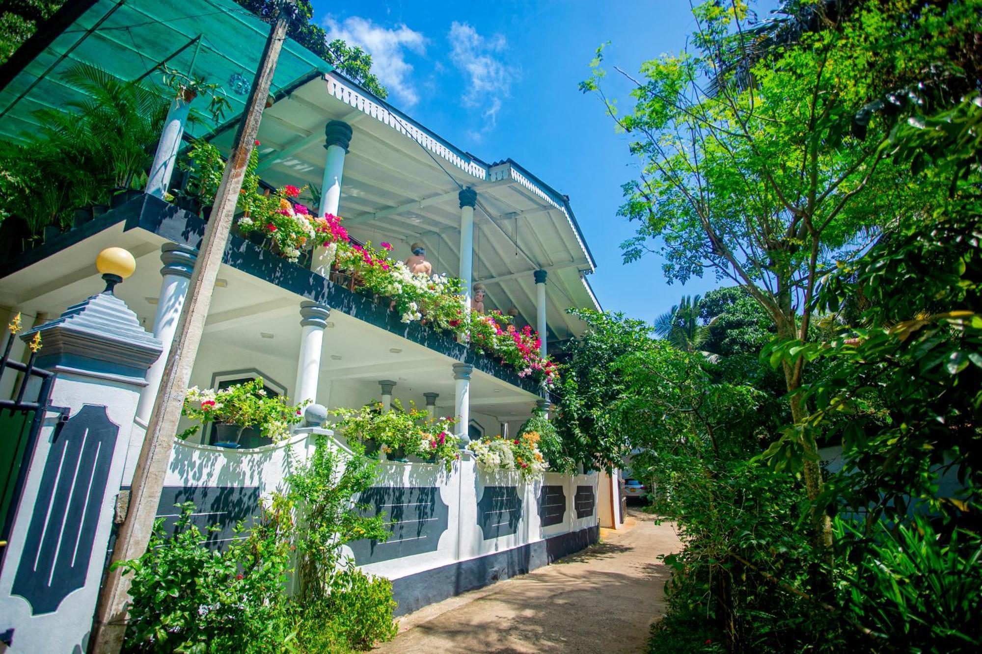 La Villa Unawatuna Exterior photo